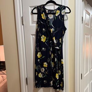 Elegant Floral Wrap Midi Dress - Navy and Yellow